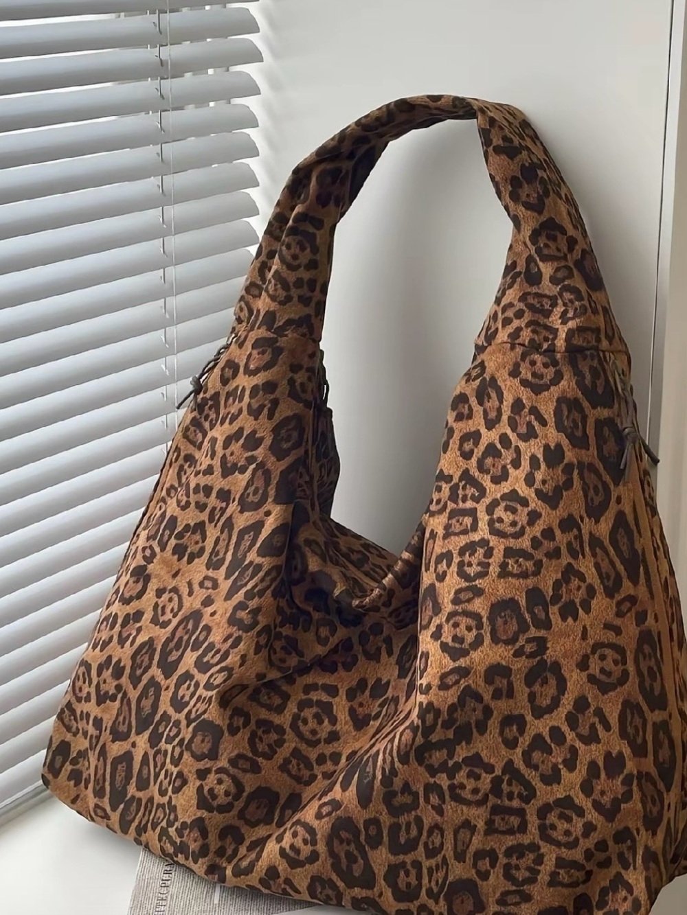 Crossbody Shoulder Bag